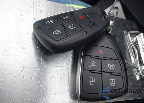 2021 Buick Envision Awd Essence z USA, uszkodzony, nr VIN LRBFZPR46MD060764